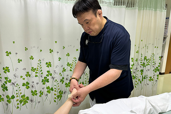 テープで自然治癒力を高める